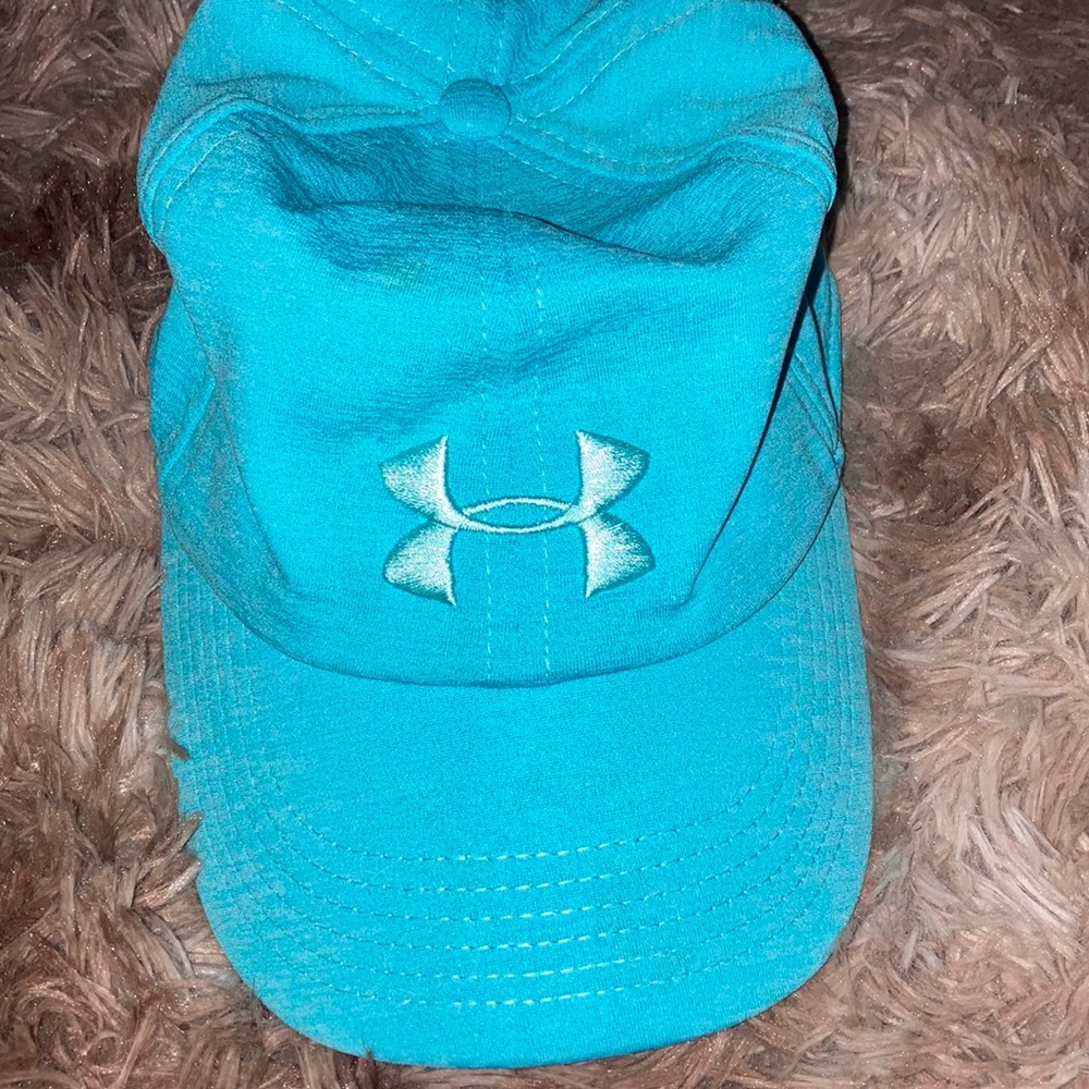 Under armour girls hat